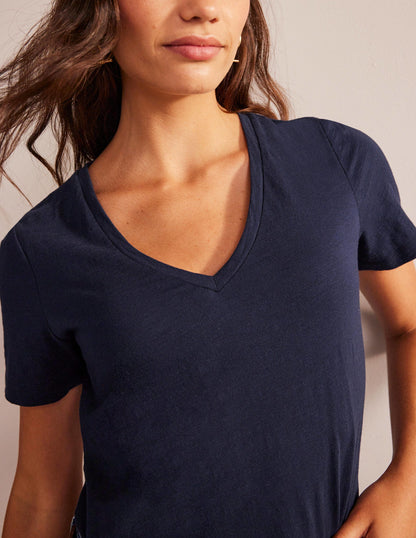 Regular V-Neck Slub T-shirt-Navy