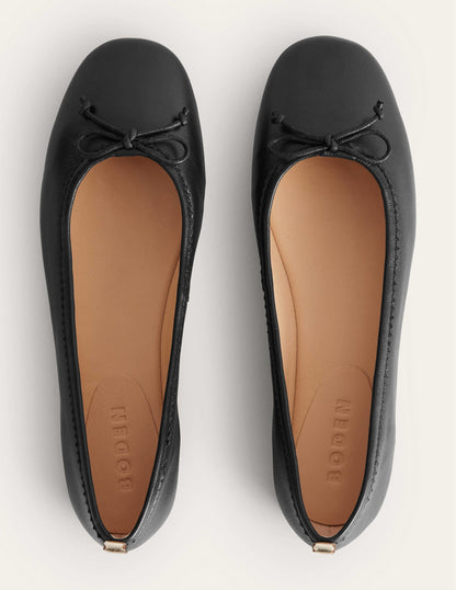 Kitty Flexi Sole Ballet Pumps-Black Leather