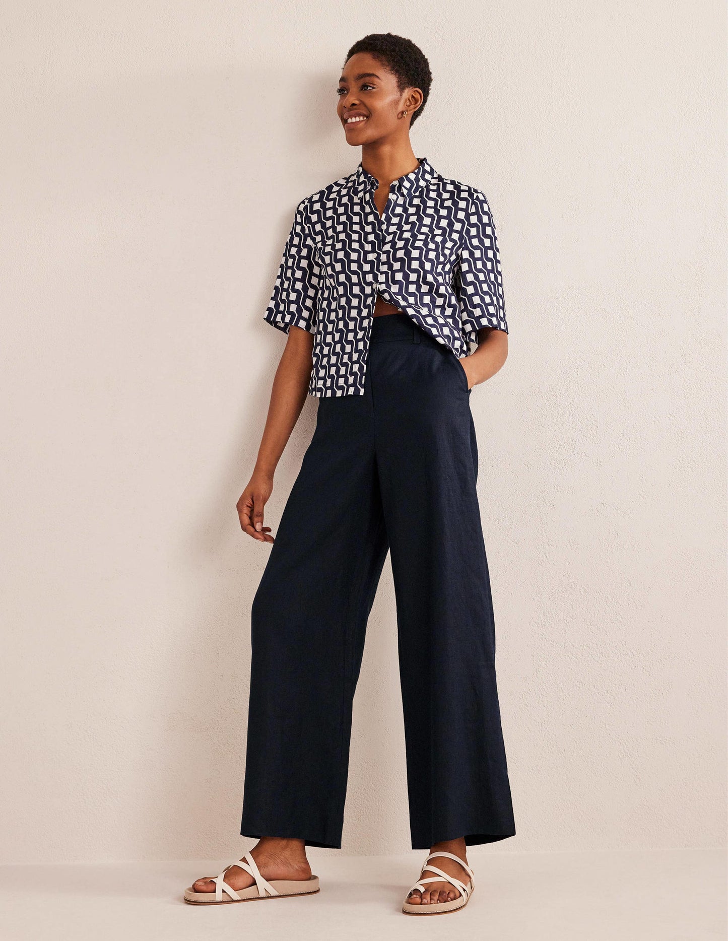 Highbury Linen Trousers-Navy