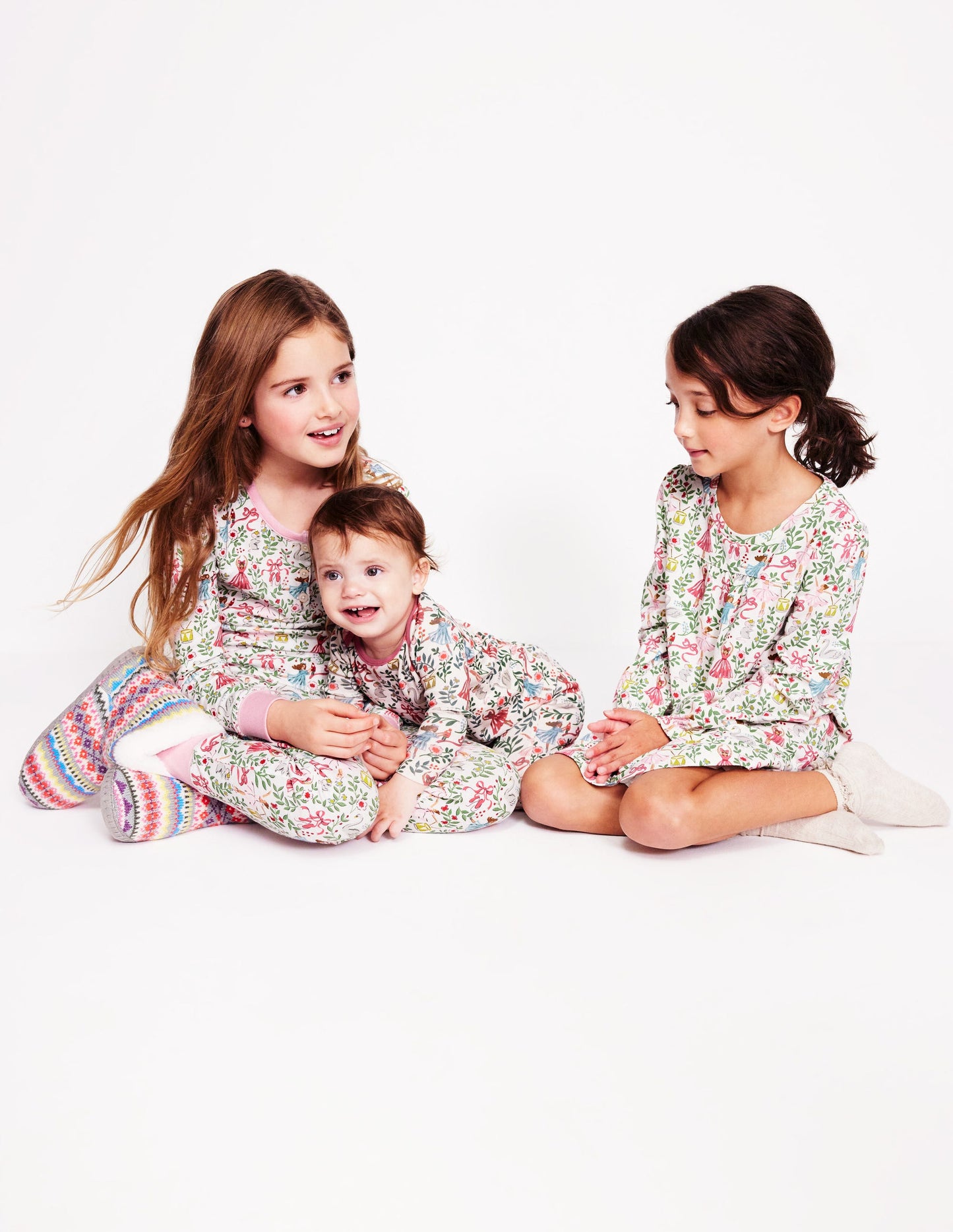 Snug Henley Pyjamas -Vanilla White Ballet Toile