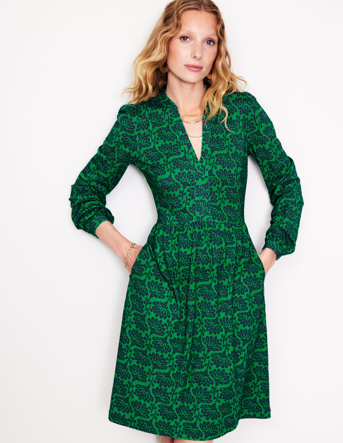 Naomi Relaxed Jersey Dress-Rich Emerald, Dandelion Sprig