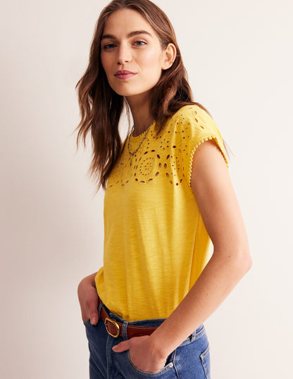 Sasha Broderie T-Shirt-Ceylon Yellow