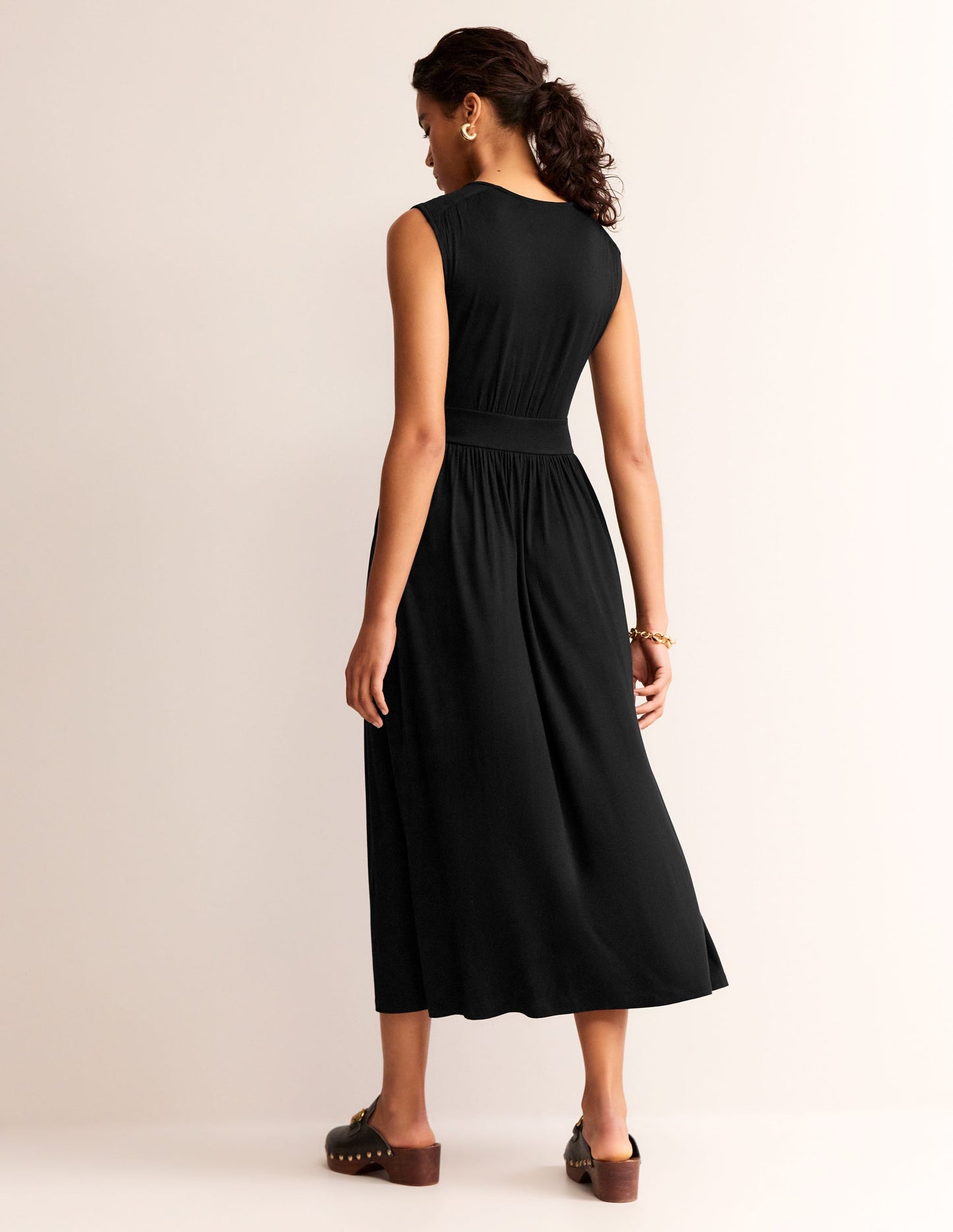 Thea Sleeveless Midi Dress-Black