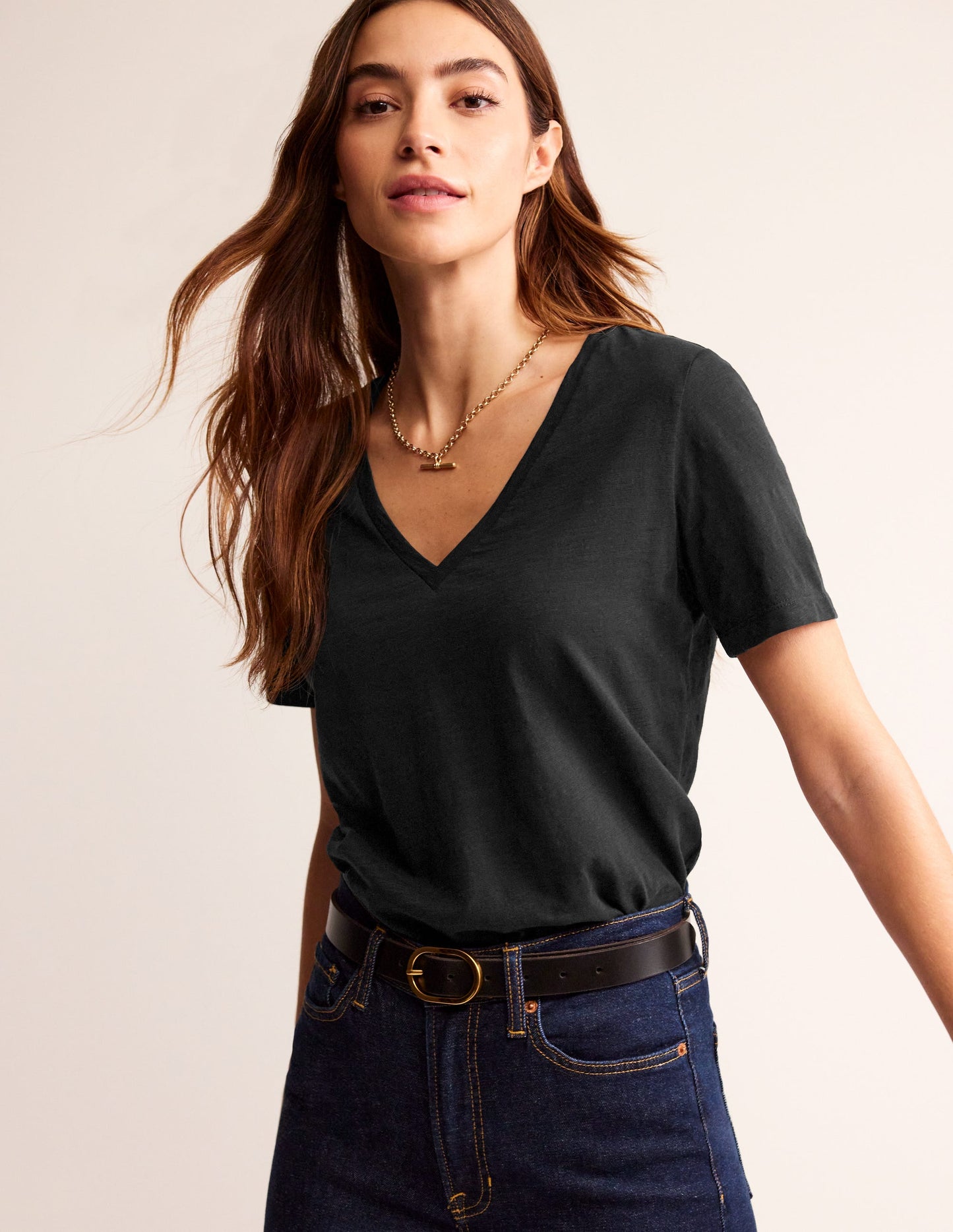 Regular V-Neck Slub T-shirt-Black