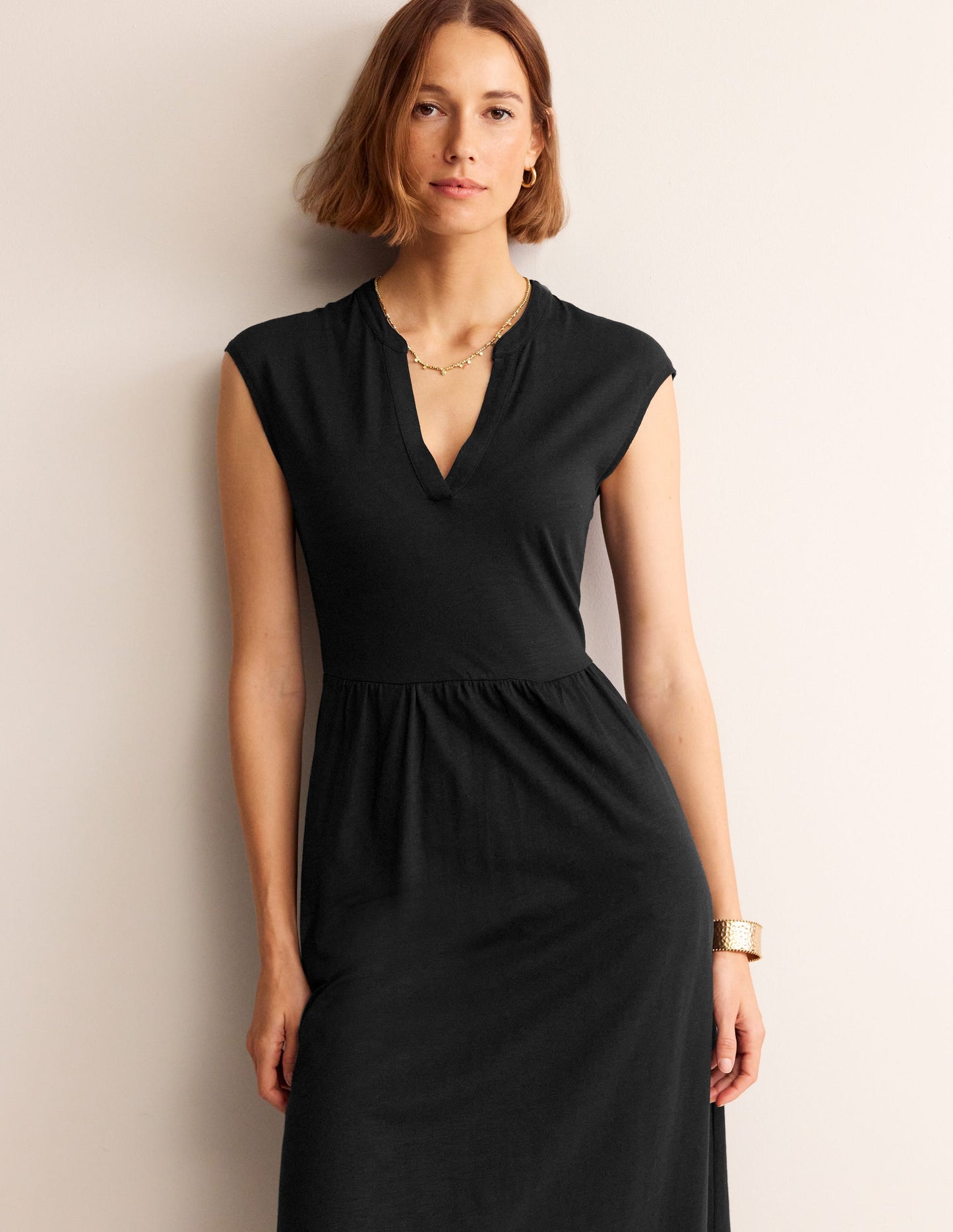 Chloe Notch Jersey Midi Dress-Black