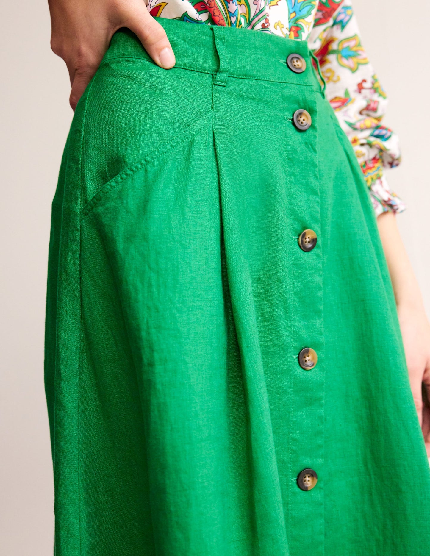 Petra Linen Midi Skirt-Green Tambourine