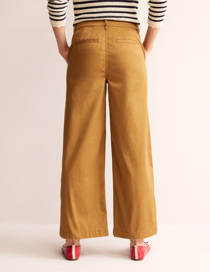 BARNSBURY WIDE LEG CHINO-Bronze Brown