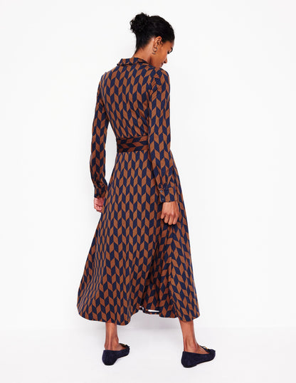 Marcia Jersey Midi Shirt Dress -Cognac, Chevron Swirl