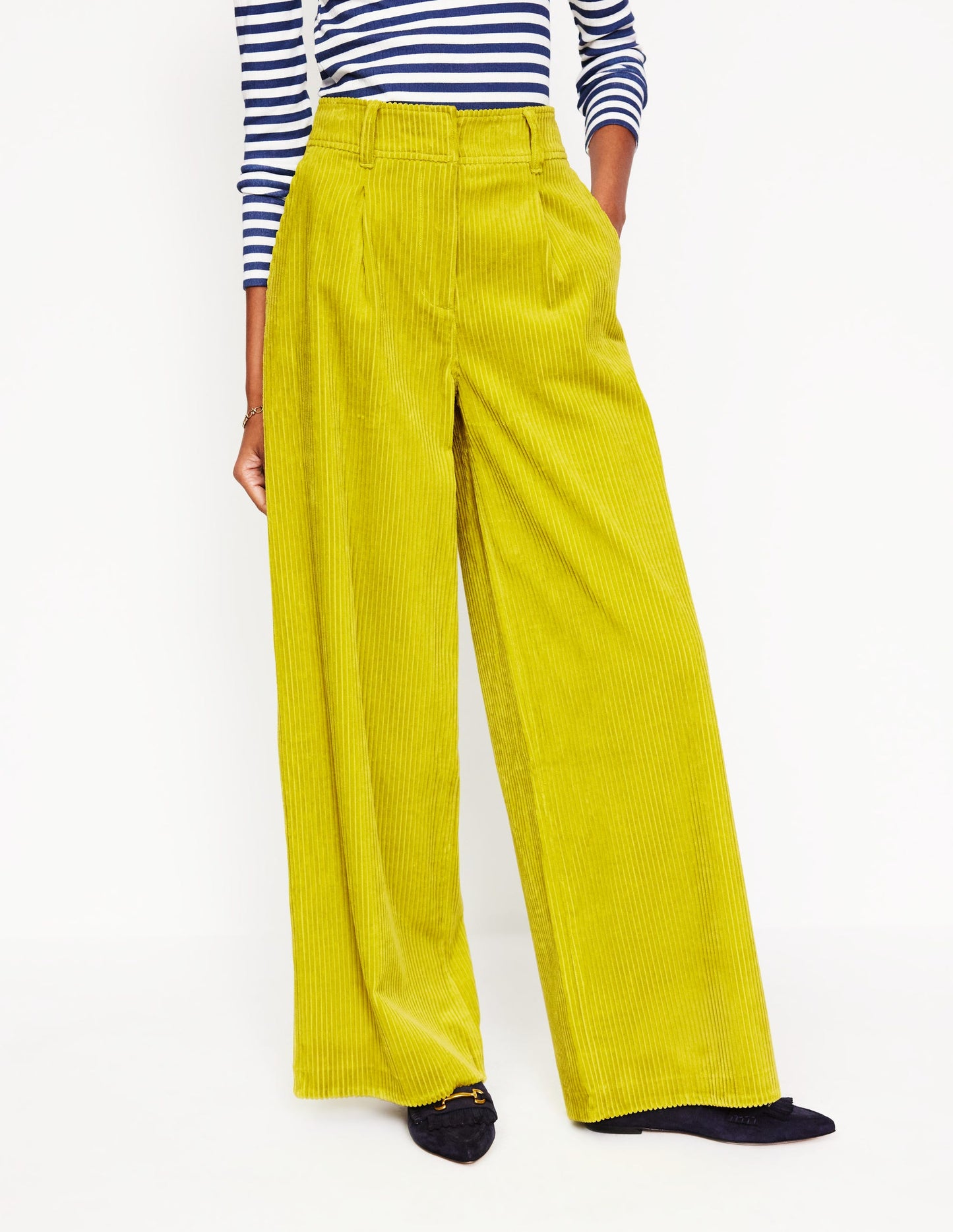 Chiswick Cord Trousers-Kiwi