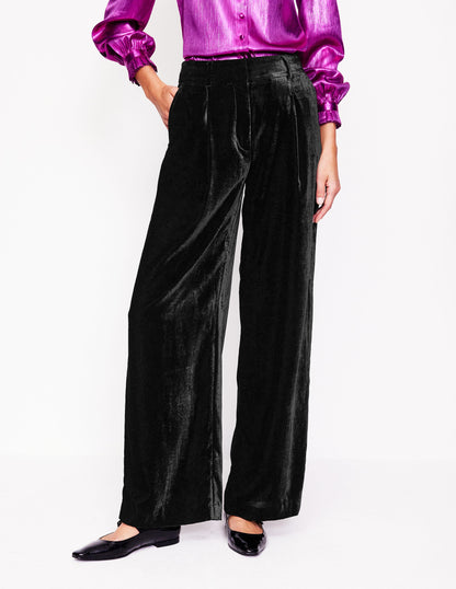 Chiswick Velvet Trousers -Black