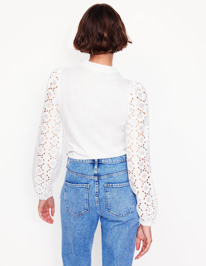 Eden Broderie Blouse -White