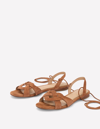 Heart Detail Flat Sandals-Tan